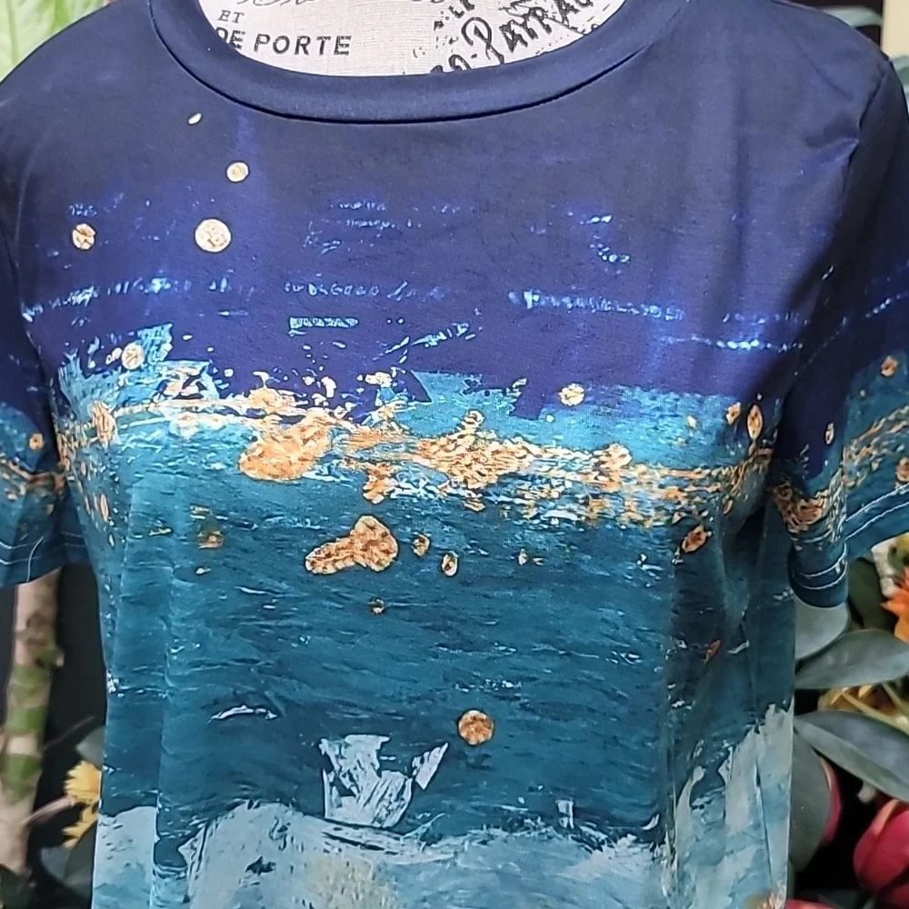 Color Block T Shirt - Picture 4 of 7